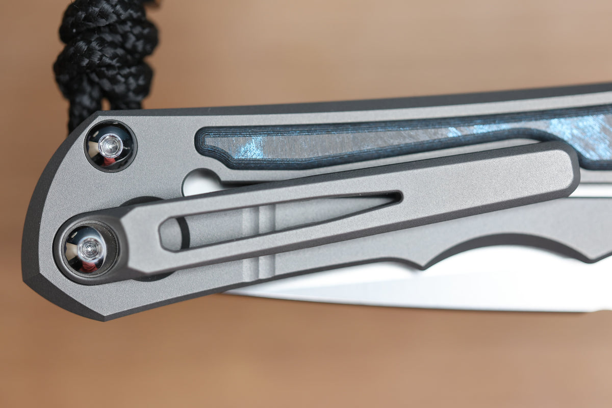 CHRIS REEVE SMALL INKOSI - OCEAN BLUE CARBOTI INLAY - DROP POINT CPM MAGNACUT BLADE - MIM CLIP