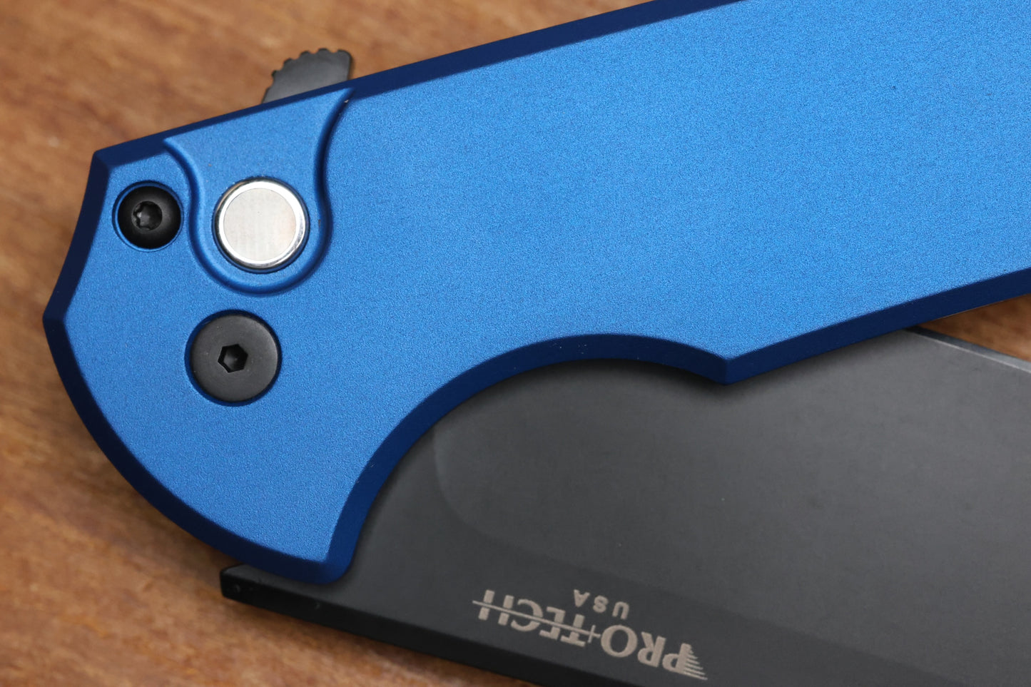 PRO-TECH MORDAX BLUE BUTTON LOCK 3.5" DLC CCKS SPRING 2026