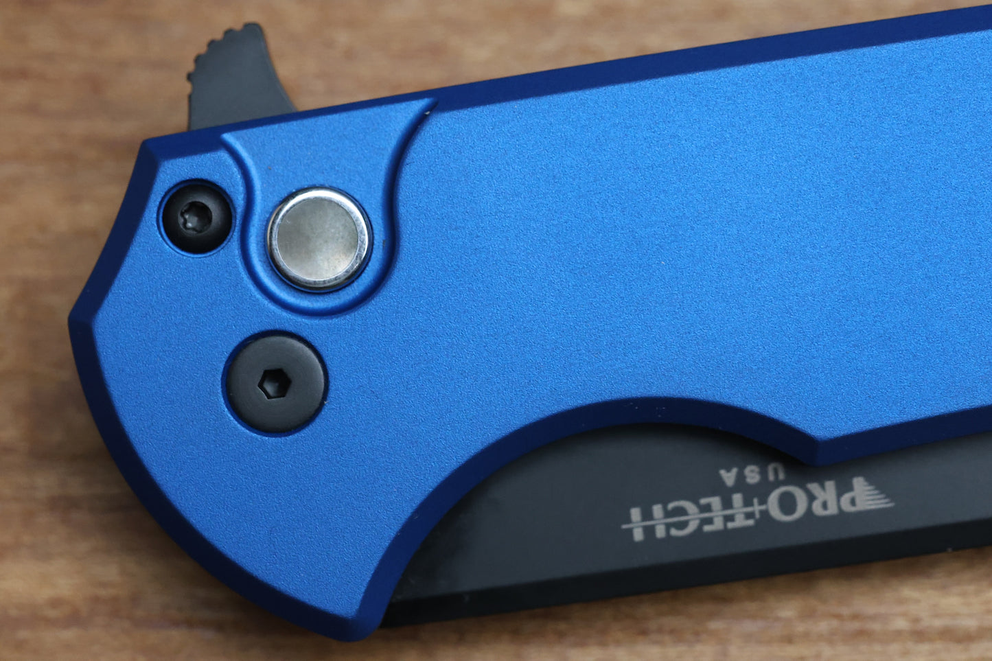 PRO-TECH MORDAX BLUE BUTTON LOCK 3.5" DLC CCKS SPRING 2026