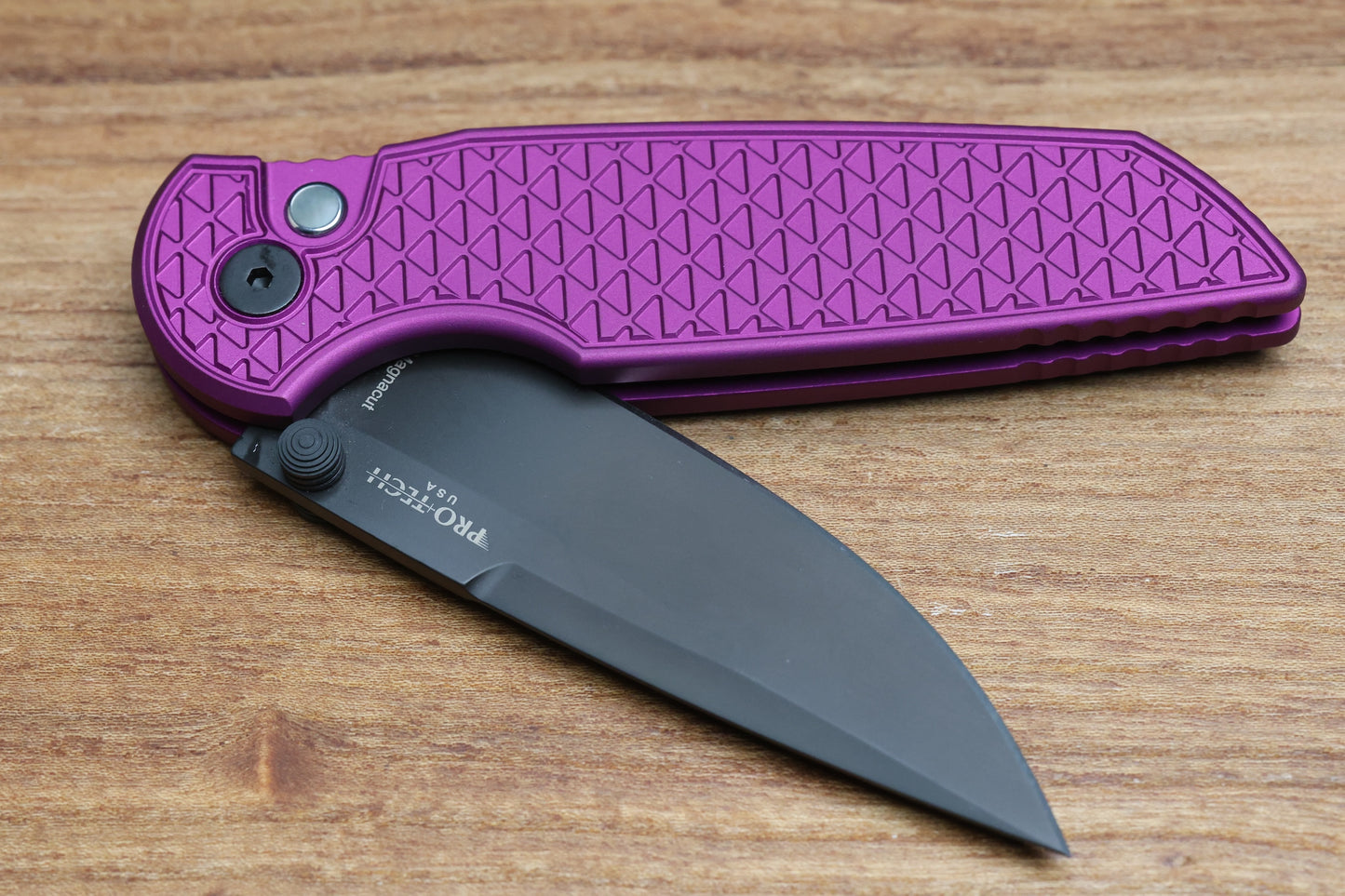 PRO-TECH KNIVES TR-3 INTEGRITY BUTTON LOCK PURPLE RELIC 3.5" DLC CCKS SPRING 2026