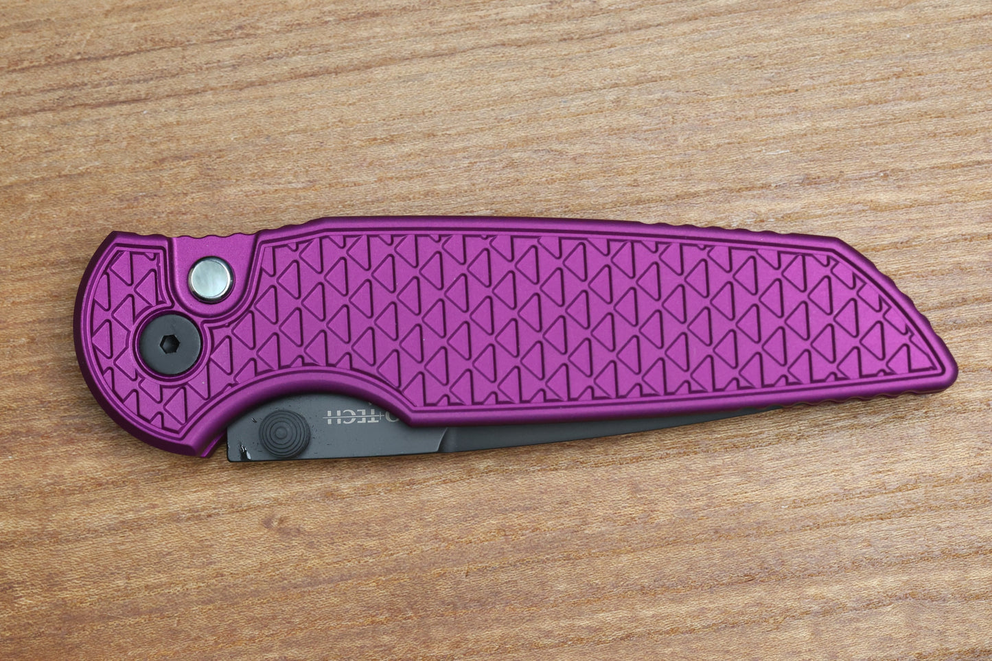 PRO-TECH KNIVES TR-3 INTEGRITY BUTTON LOCK PURPLE RELIC 3.5" DLC CCKS SPRING 2026