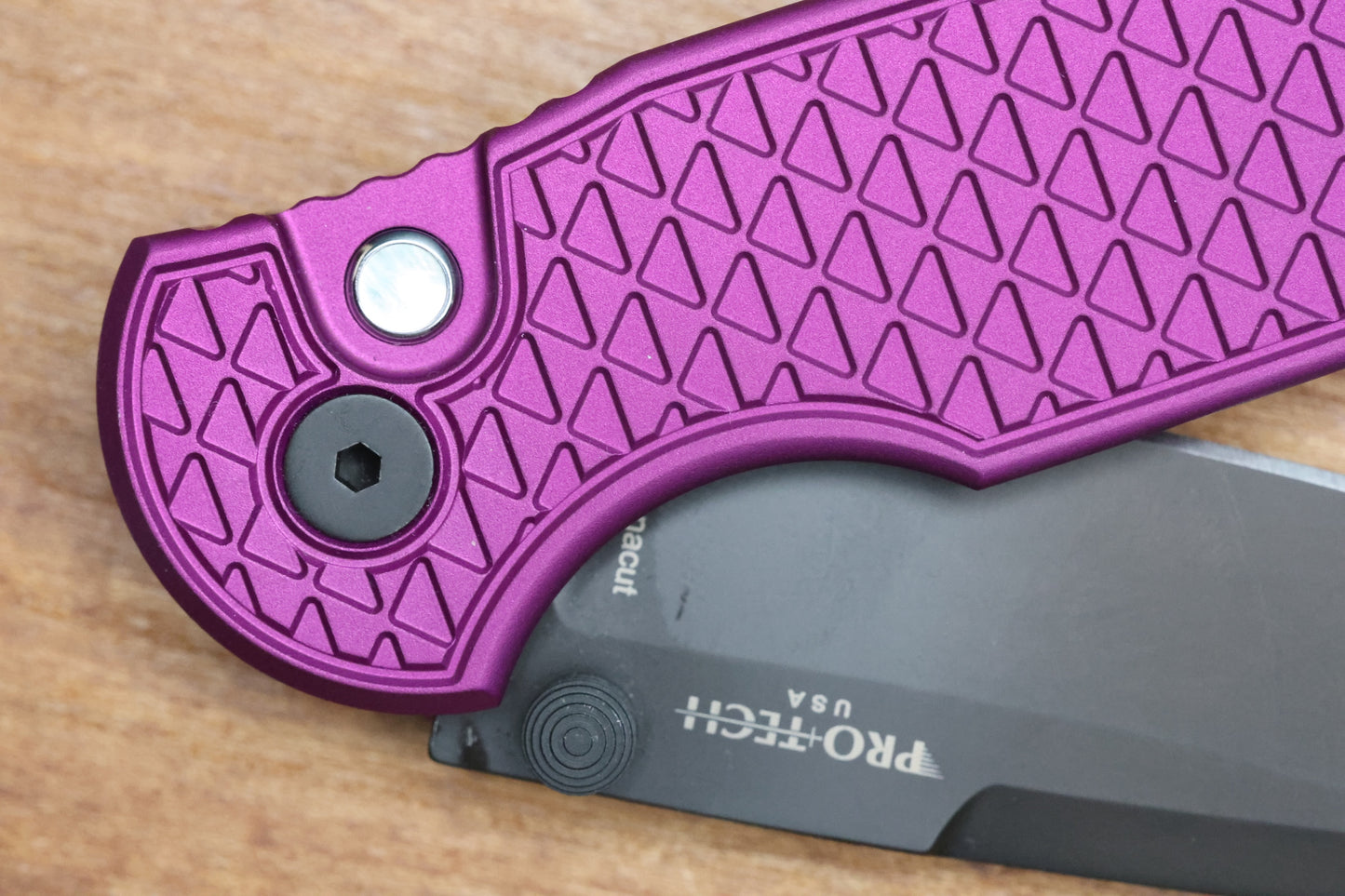 PRO-TECH KNIVES TR-3 INTEGRITY BUTTON LOCK PURPLE RELIC 3.5" DLC CCKS SPRING 2026