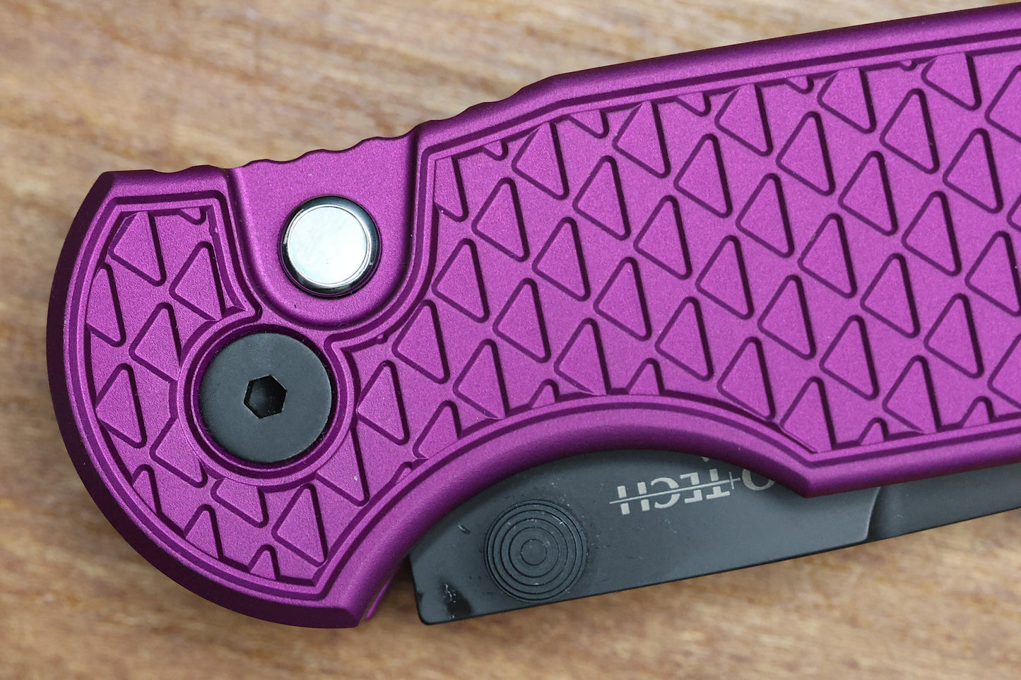 PRO-TECH KNIVES TR-3 INTEGRITY BUTTON LOCK PURPLE RELIC 3.5" DLC CCKS SPRING 2026