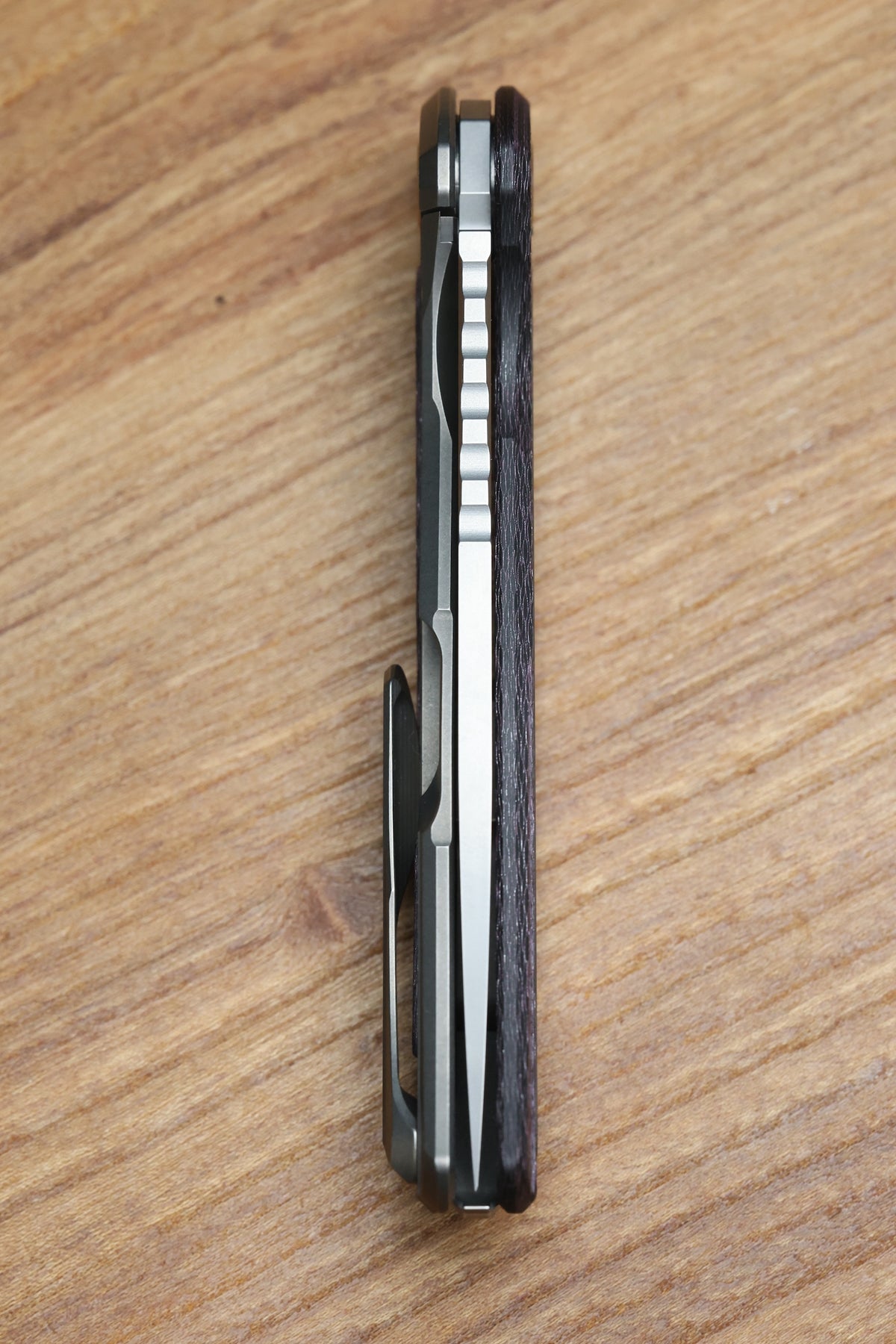 SHIROGOROV KNIVES AND CHRIS REEVE KNIVES COLLABORATION HATI CGG - MAGNACUT BLADE - TITANIUM/PURPLE ALUTEX HANDLE - MRBS