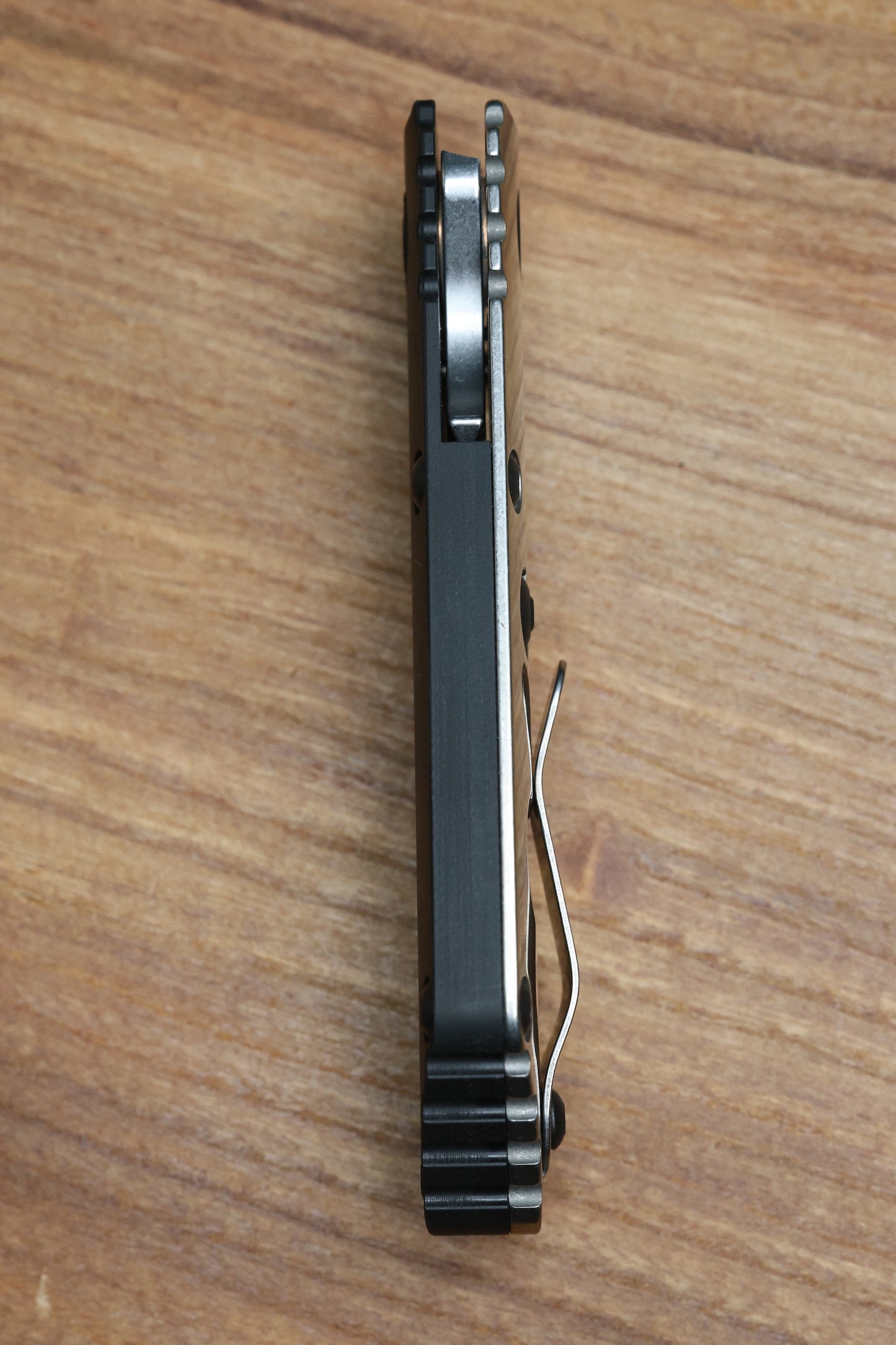 STRIDER KNIVES SNG CC - TITANIUM/BLACK G10 HANDLE - DROP POINT MAGNACUT BLADE