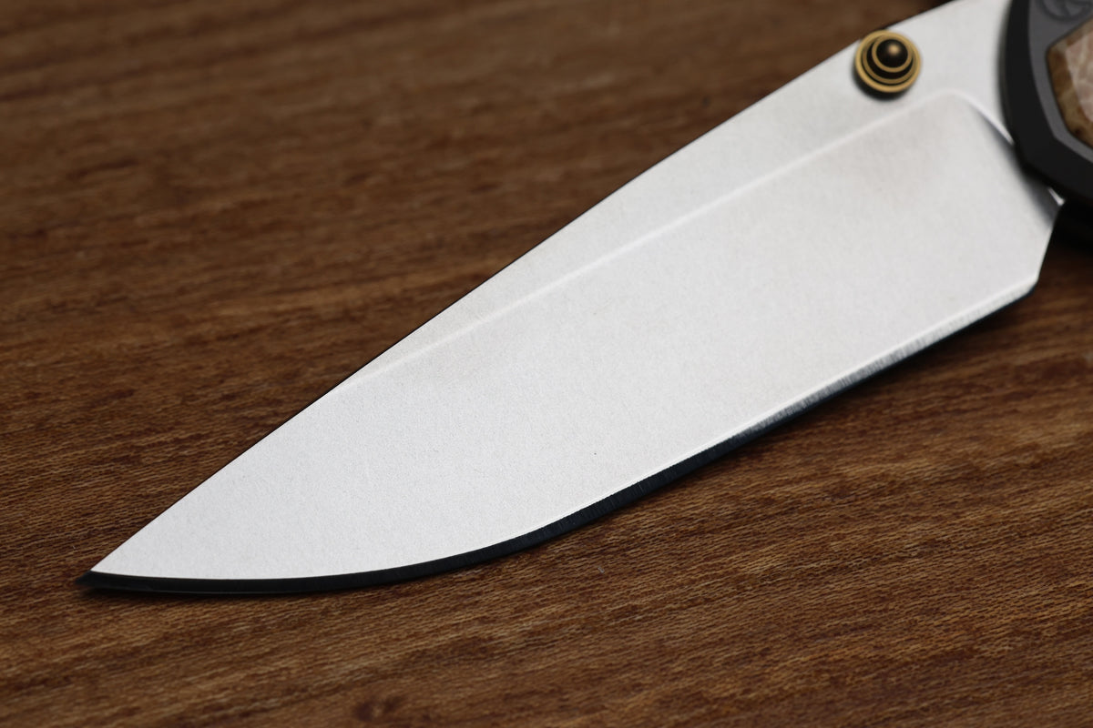 CHRIS REEVE SMALL SEBENZA BOX ELDER DROP POINT MAGNACUT BLADE (PREOWNED)