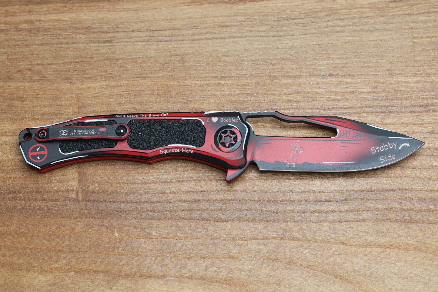 HERETIC WRAITH MANUAL V4 CLIP POINT DEADPOOL CEL SHADING H001-CS-DP
