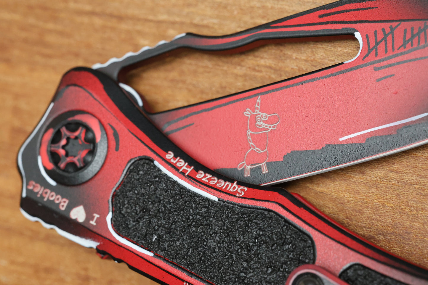 HERETIC WRAITH MANUAL V4 CLIP POINT DEADPOOL CEL SHADING H001-CS-DP