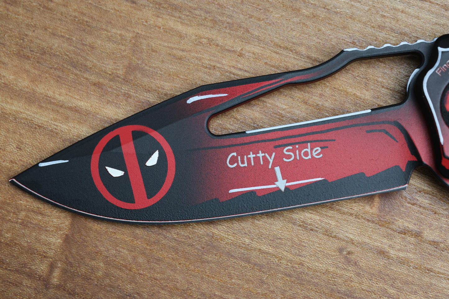HERETIC WRAITH MANUAL V4 CLIP POINT DEADPOOL CEL SHADING H001-CS-DP
