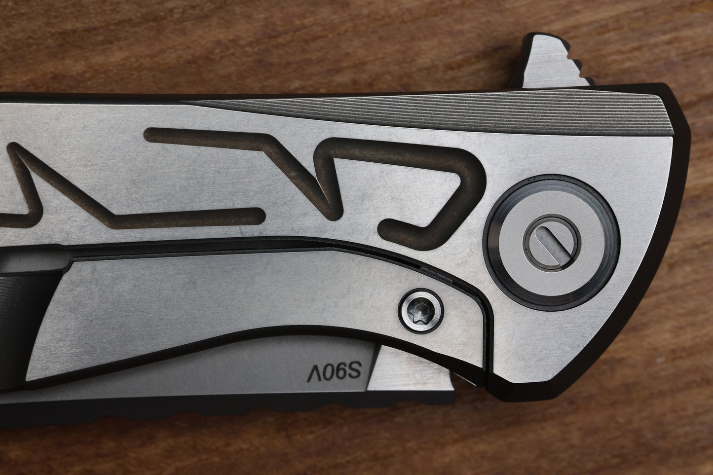 SHIROGOROV F95 BRACES - S90V BLADE - TITANIUM HANDLE - BRONZE ACCENTS - WASHERS