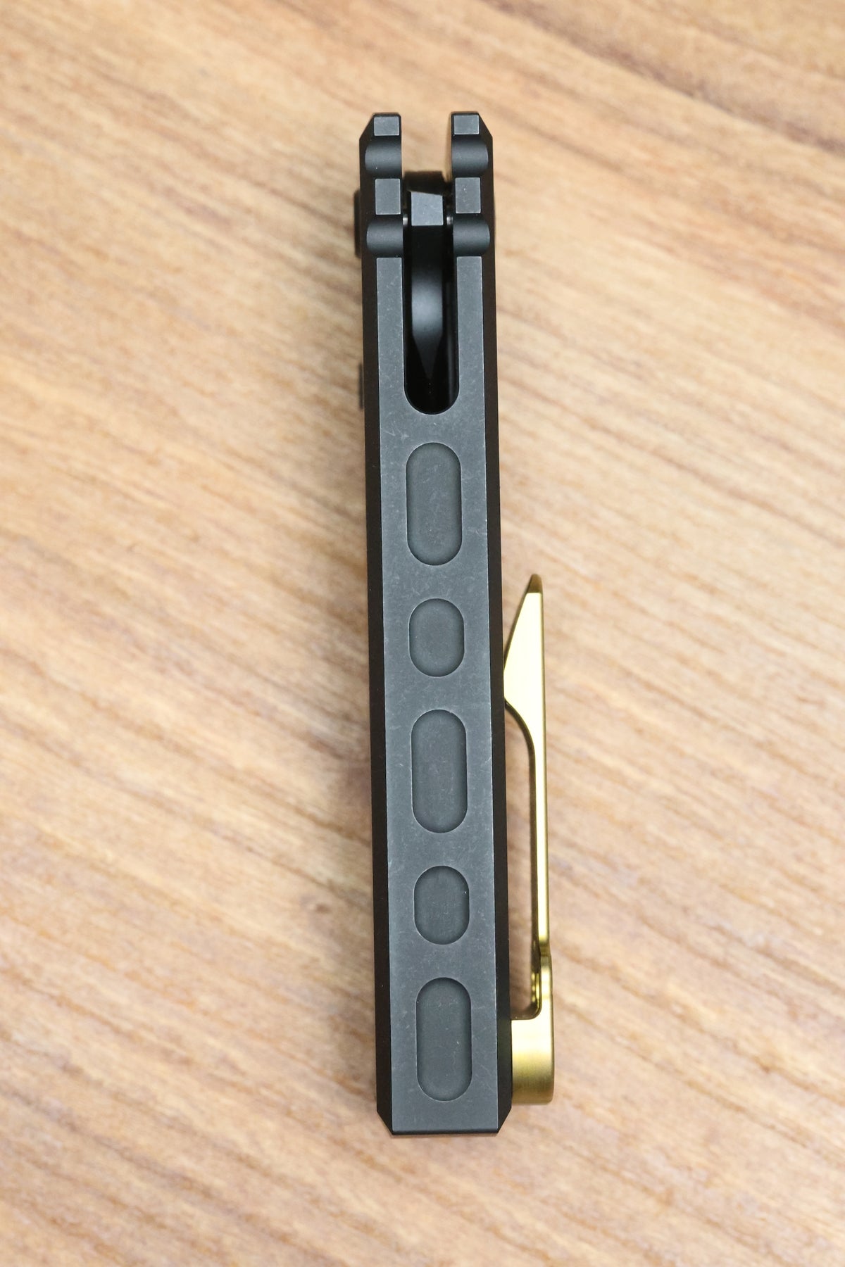 CHAVES REDENCION STREET BLACK PVD TITANIUM SHREDDED CARBON FIBER MAGNETIC INLAY 3.25" M390 TANTO BLACK PVD 50 SERIES