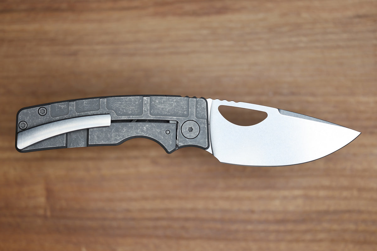 OZ MACHINE COMPANY ROOSEVELT MAG MILLED TITANIUM VANAX BLADE #4514 (PREOWNED)