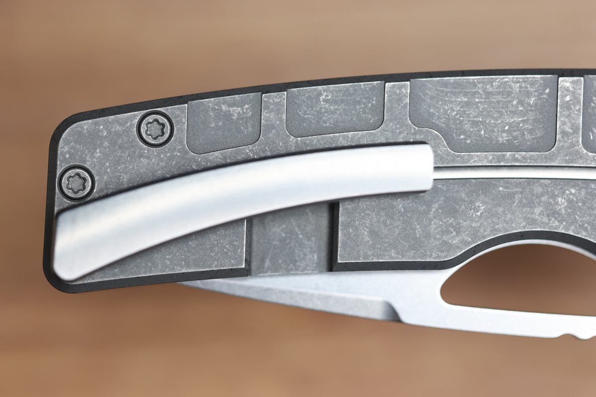 OZ MACHINE COMPANY ROOSEVELT MAG MILLED TITANIUM VANAX BLADE #4514 (PREOWNED)