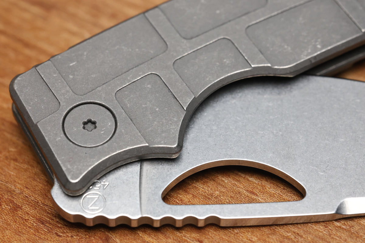 OZ MACHINE COMPANY ROOSEVELT MAG MILLED TITANIUM VANAX BLADE #4514 (PREOWNED)