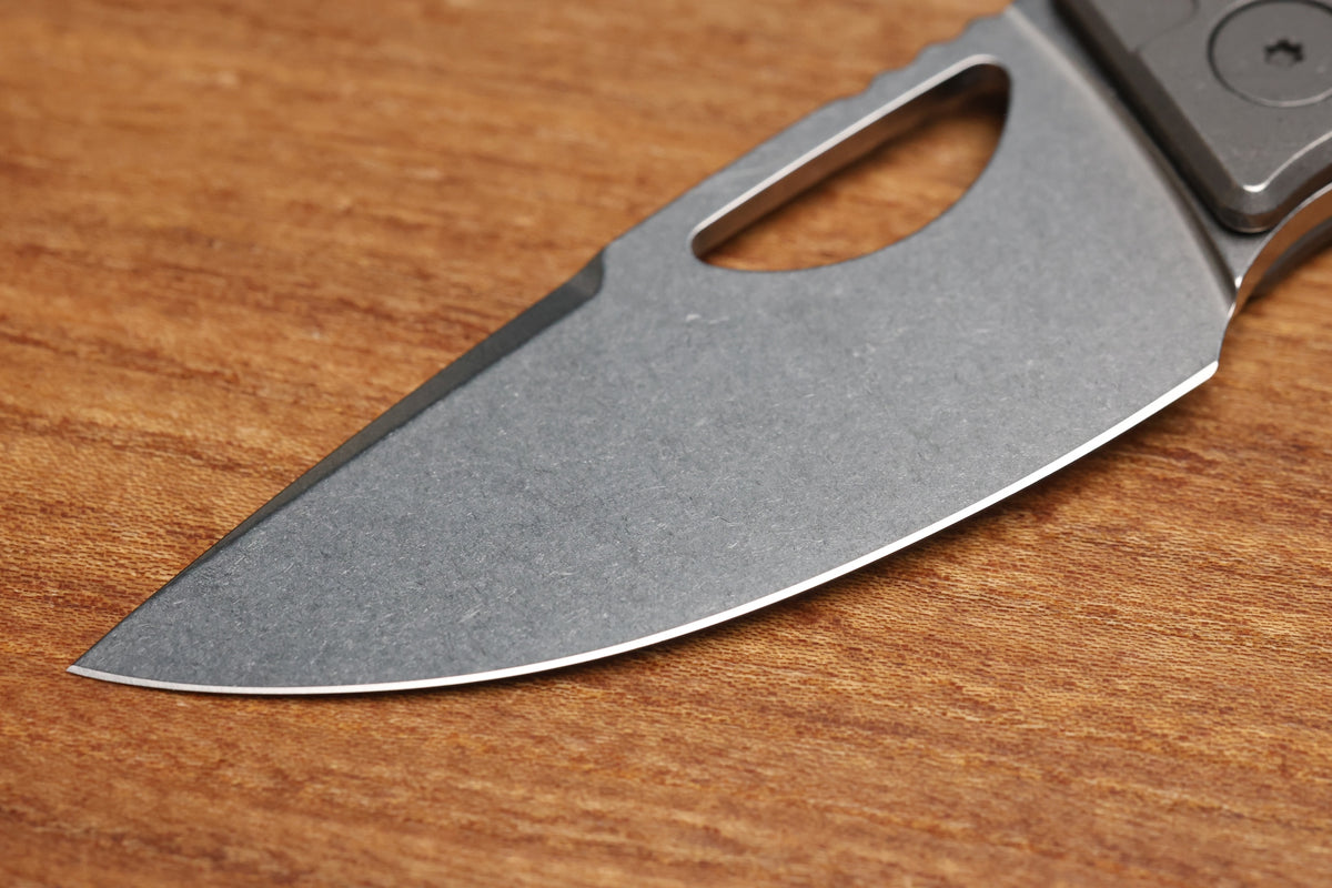 OZ MACHINE COMPANY ROOSEVELT MAG MILLED TITANIUM VANAX BLADE #4514 (PREOWNED)