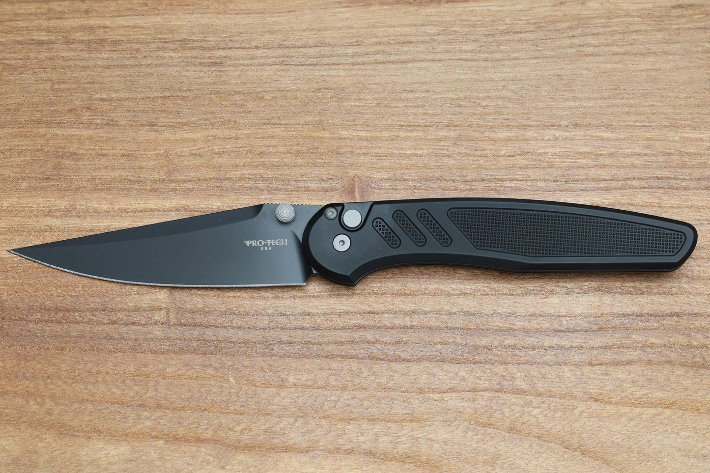 PRO-TECH AVALON PEACE NEIGHBOR W/ KNURLED BLACK ALUMINUM HANDLE & DLC MAGNACUT PN1103