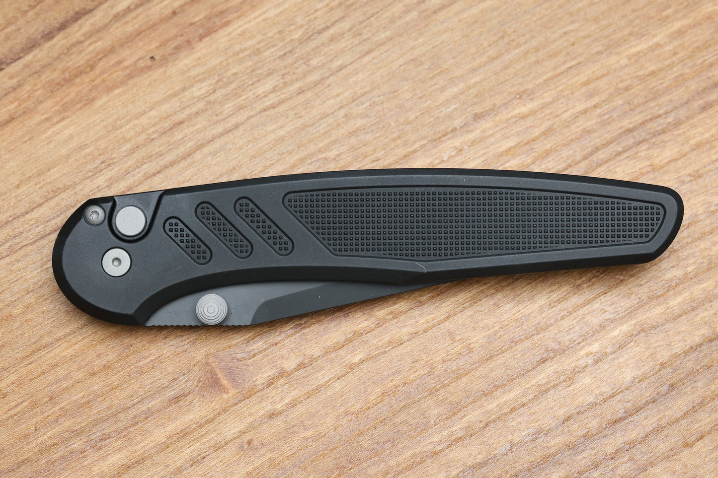 PRO-TECH AVALON PEACE NEIGHBOR W/ KNURLED BLACK ALUMINUM HANDLE & DLC MAGNACUT PN1103