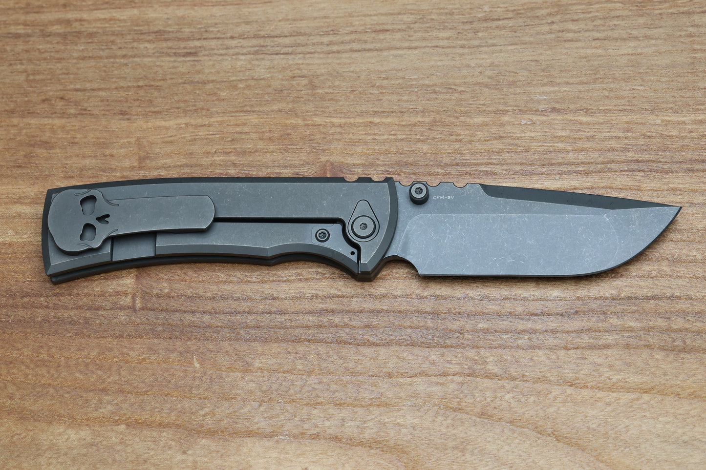 CHAVES INTEGRAL REDENCION 229 SW GREY TITANIUM W/BLACK PVD SW KNURLED PATTERN TI MAGNETIC INLAY DROP POINT GREY PVD