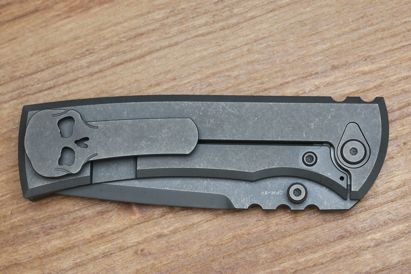 CHAVES INTEGRAL REDENCION 229 SW GREY TITANIUM W/BLACK PVD SW KNURLED PATTERN TI MAGNETIC INLAY DROP POINT GREY PVD