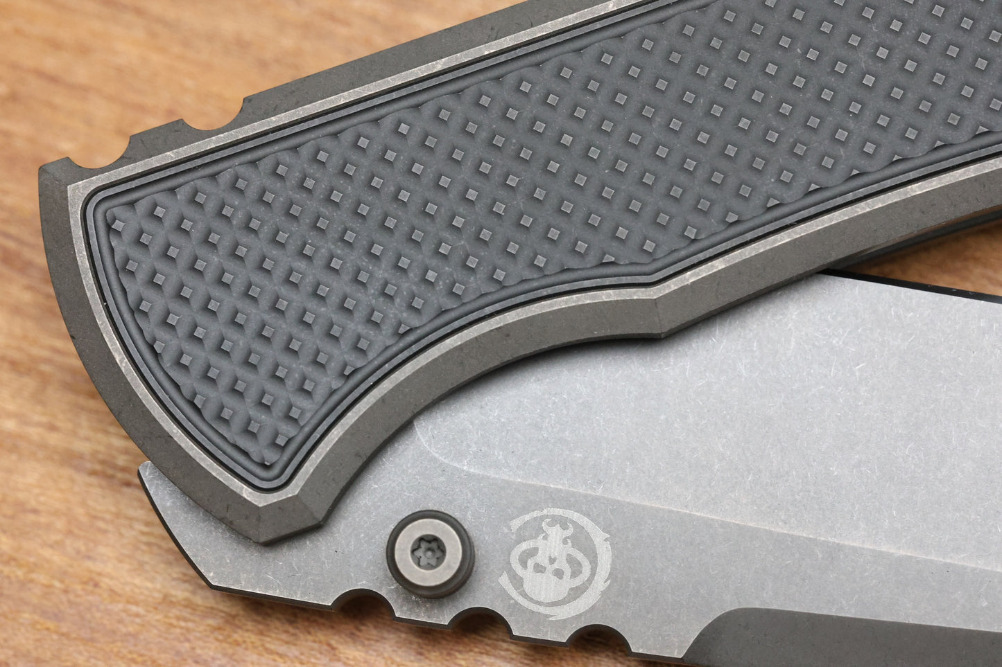 CHAVES INTEGRAL REDENCION 229 SW GREY TITANIUM W/BLACK PVD SW KNURLED PATTERN TI MAGNETIC INLAY TANTO GREY PVD