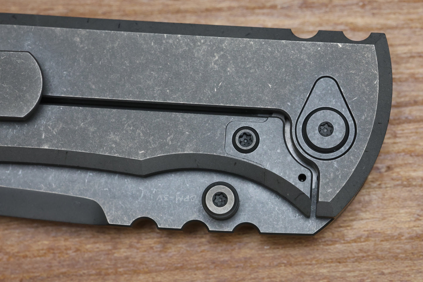 CHAVES INTEGRAL REDENCION 229 SW GREY TITANIUM W/BLACK PVD SW KNURLED PATTERN TI MAGNETIC INLAY TANTO GREY PVD
