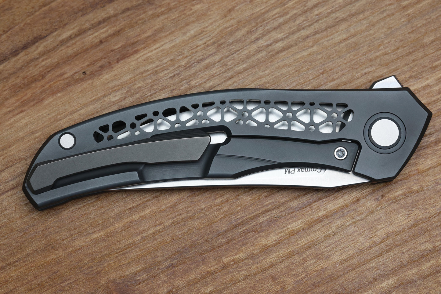 SHIROGOROV AVIAN KNIVES FINISH QUANTUM “AVIAN'S MARK” – CROMAX PM BLADE – MRBS