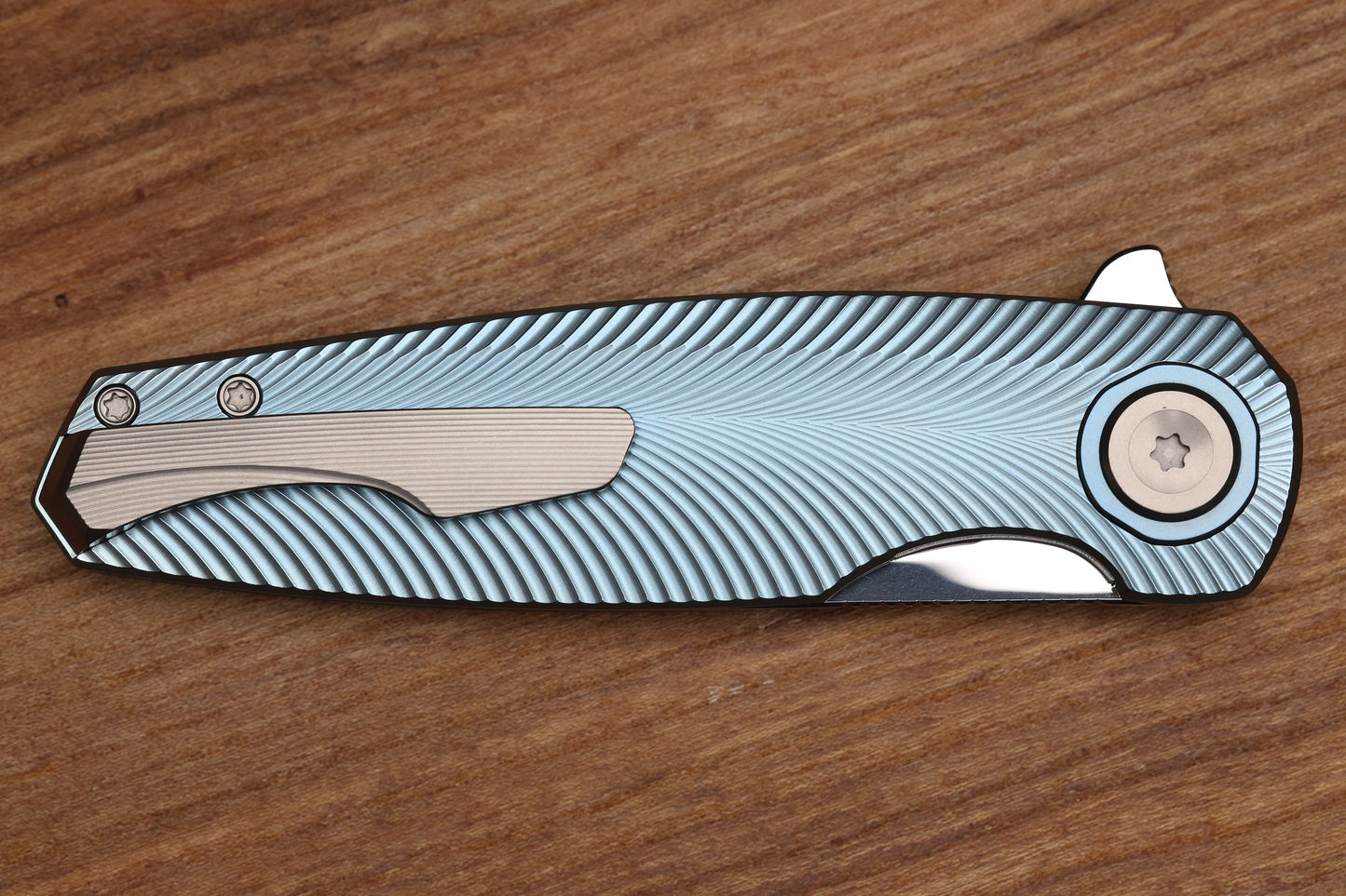 HOLT BLADEWORKS MORPHEUS FEATHER BURNISHED BLUE ANO TITANIUM NEAR MIRROR M390 BLADE MR1866