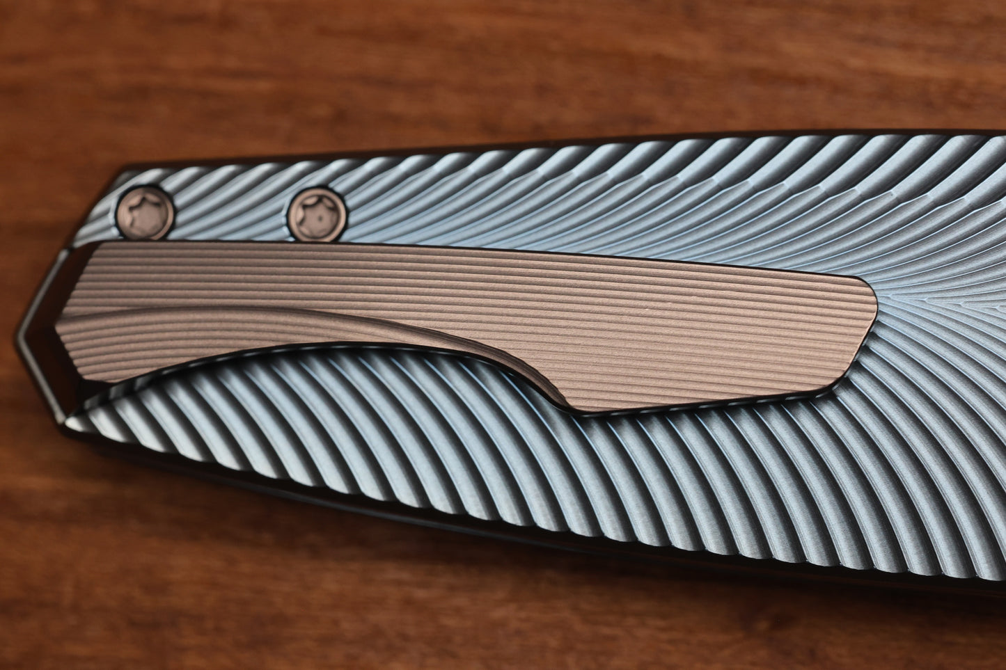 HOLT BLADEWORKS MORPHEUS FEATHER BURNISHED BLUE ANO TITANIUM NEAR MIRROR M390 BLADE MR1866
