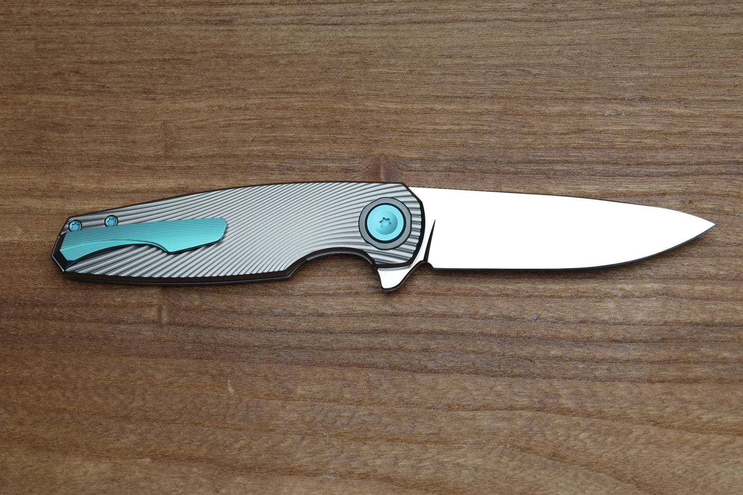 HOLT BLADEWORKS MORPHEUS FIELD BURNISHED TITANIUM ZIRCONIUM COLLARS WITH UDDEHOLM VANAX NEAR MIRROR BLADE MP1880