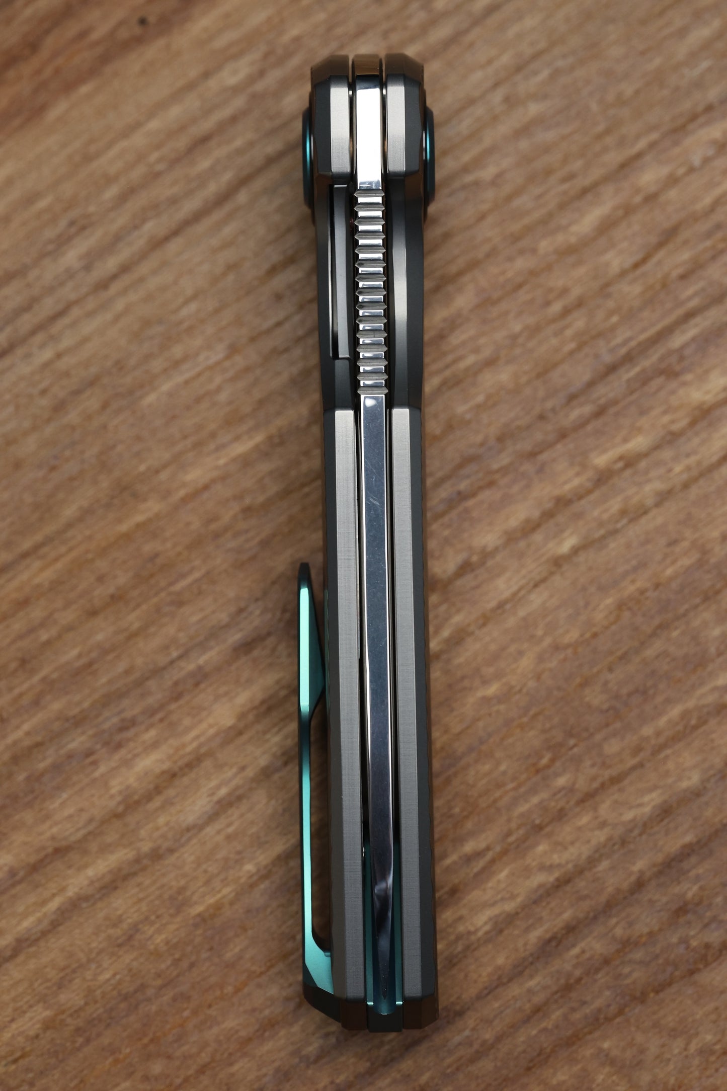 HOLT BLADEWORKS MORPHEUS FIELD BURNISHED TITANIUM ZIRCONIUM COLLARS WITH UDDEHOLM VANAX NEAR MIRROR BLADE MP1880