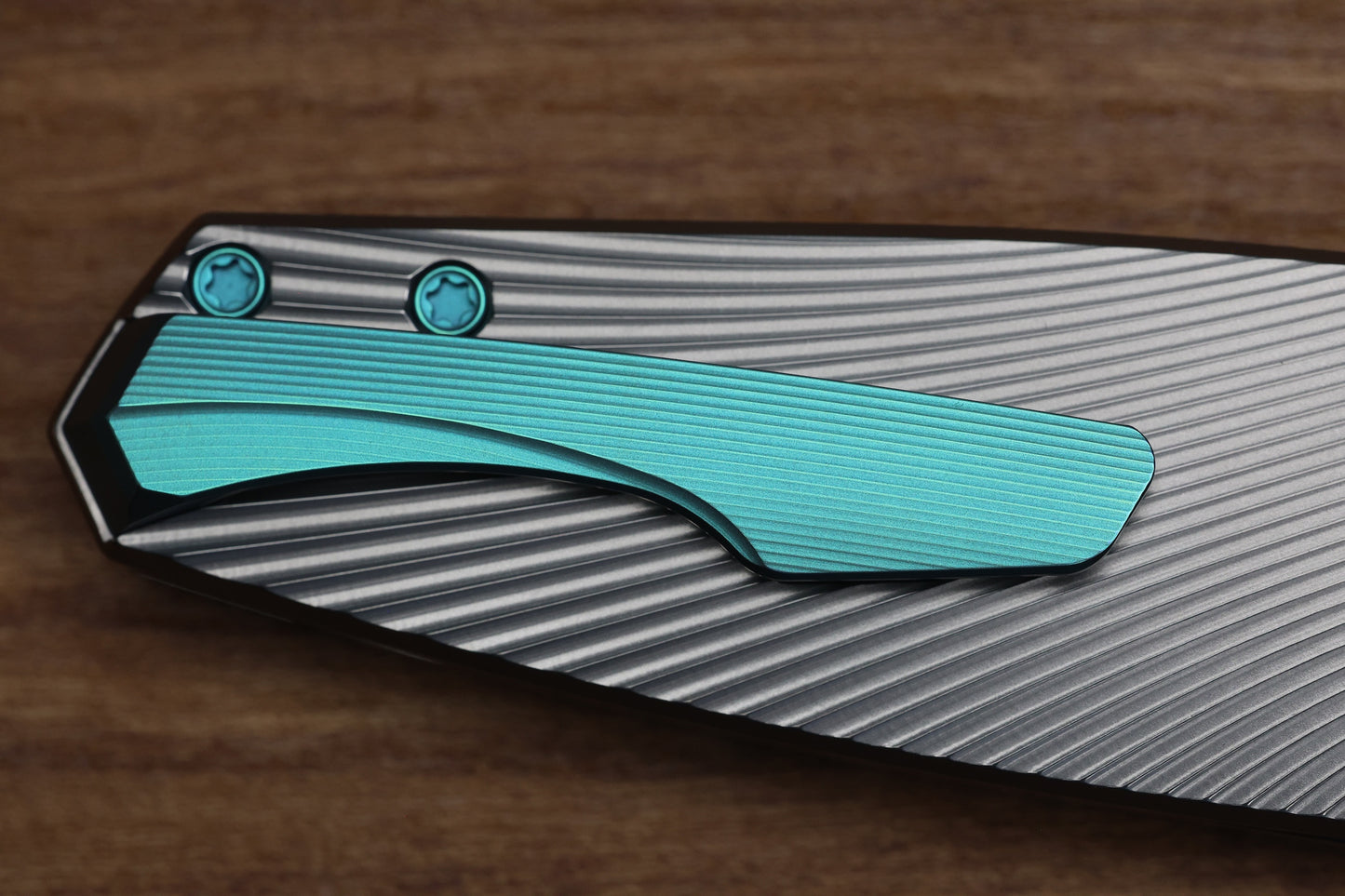 HOLT BLADEWORKS MORPHEUS FIELD BURNISHED TITANIUM ZIRCONIUM COLLARS WITH UDDEHOLM VANAX NEAR MIRROR BLADE MP1880