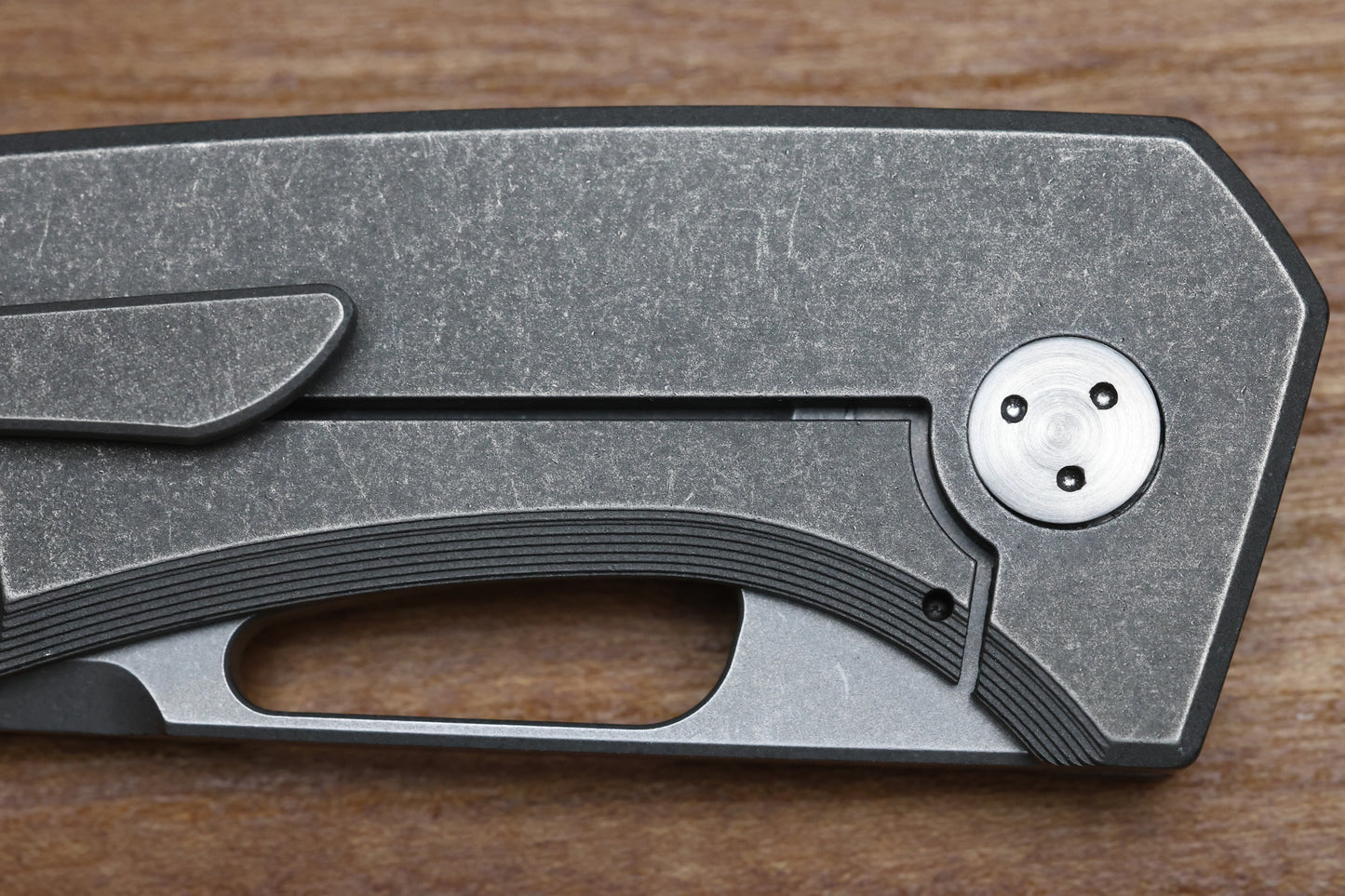 SHARKNIVCO M11-38 BLASTED STONEWASH TITANIUM HANDLE POLISHED STONEWASH RWL34 BLADE