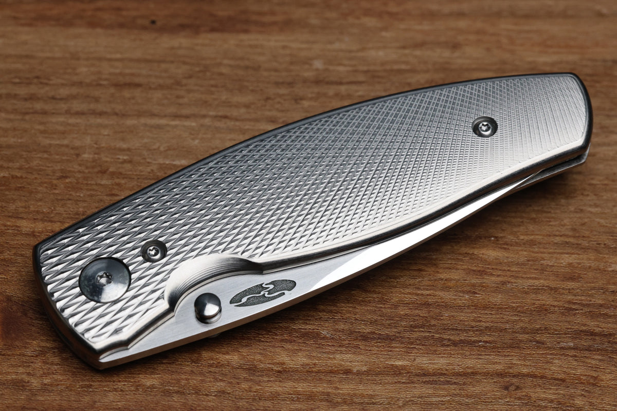 THREE RIVERS MANUFACTURING NEUTRON 2 MIKE IRIE COMPOUND MIRROR GRIND LIZARD SKIN TITANIUM 3" CPM 154