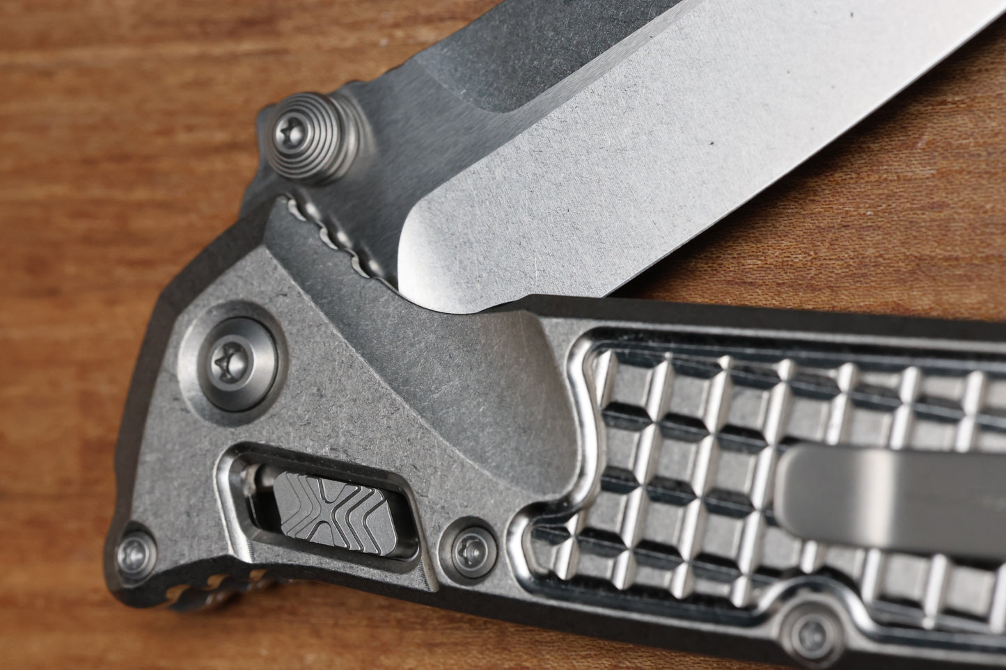 MICROTECH MARFIONE SELECT SOCOM RAM-LOK SPEAR POINT STONEWASH FRAG TITANIUM W/ PURPLE TI ACCENT 160RL-10FRSMS4