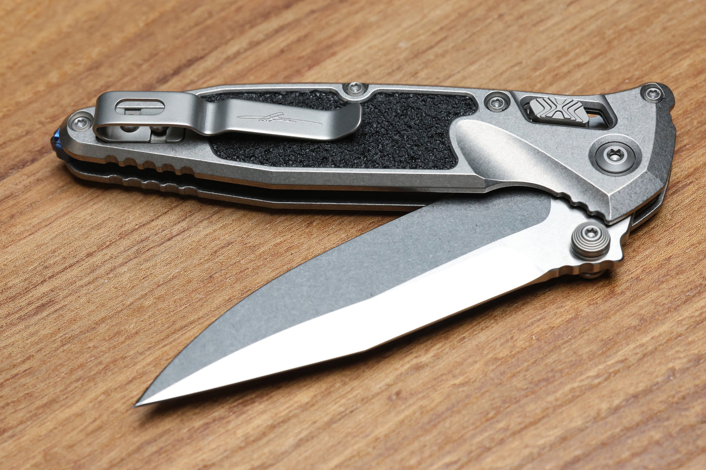 MICROTECH MARFIONE SELECT SOCOM RAM-LOK SPEAR POINT STONEWASH TITANIUM TEXTURED INLAY W/ BLUE TI ACCENT 160RL-10SMS3