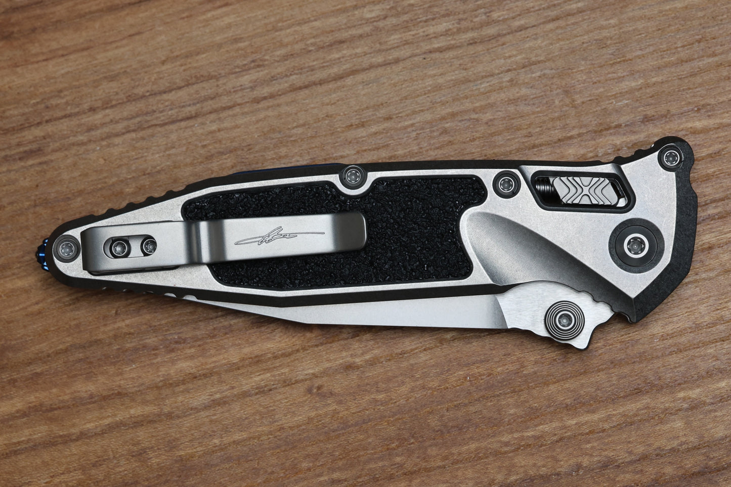 MICROTECH MARFIONE SELECT SOCOM RAM-LOK SPEAR POINT STONEWASH TITANIUM TEXTURED INLAY W/ BLUE TI ACCENT 160RL-10SMS3