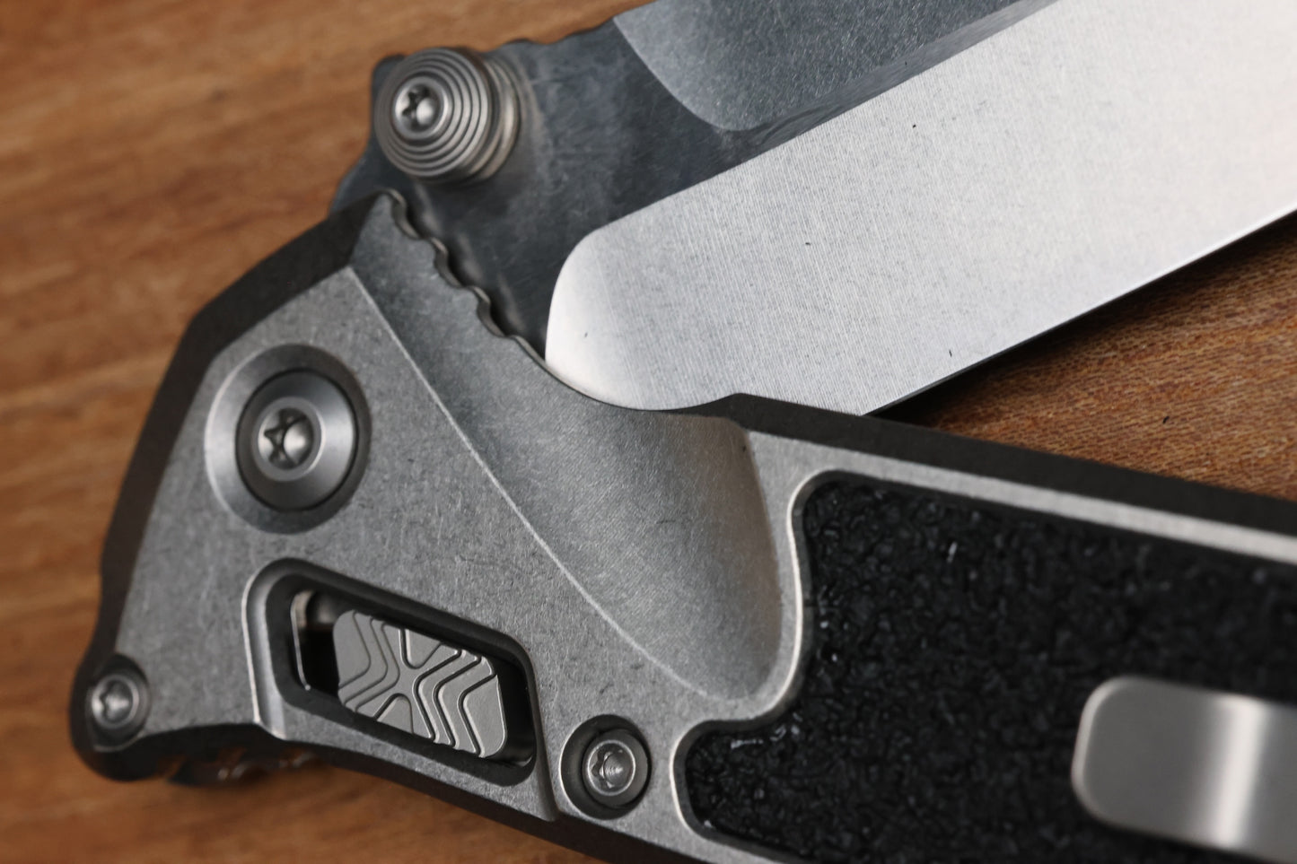 MICROTECH MARFIONE SELECT SOCOM RAM-LOK SPEAR POINT STONEWASH TITANIUM TEXTURED INLAY W/ BLUE TI ACCENT 160RL-10SMS3