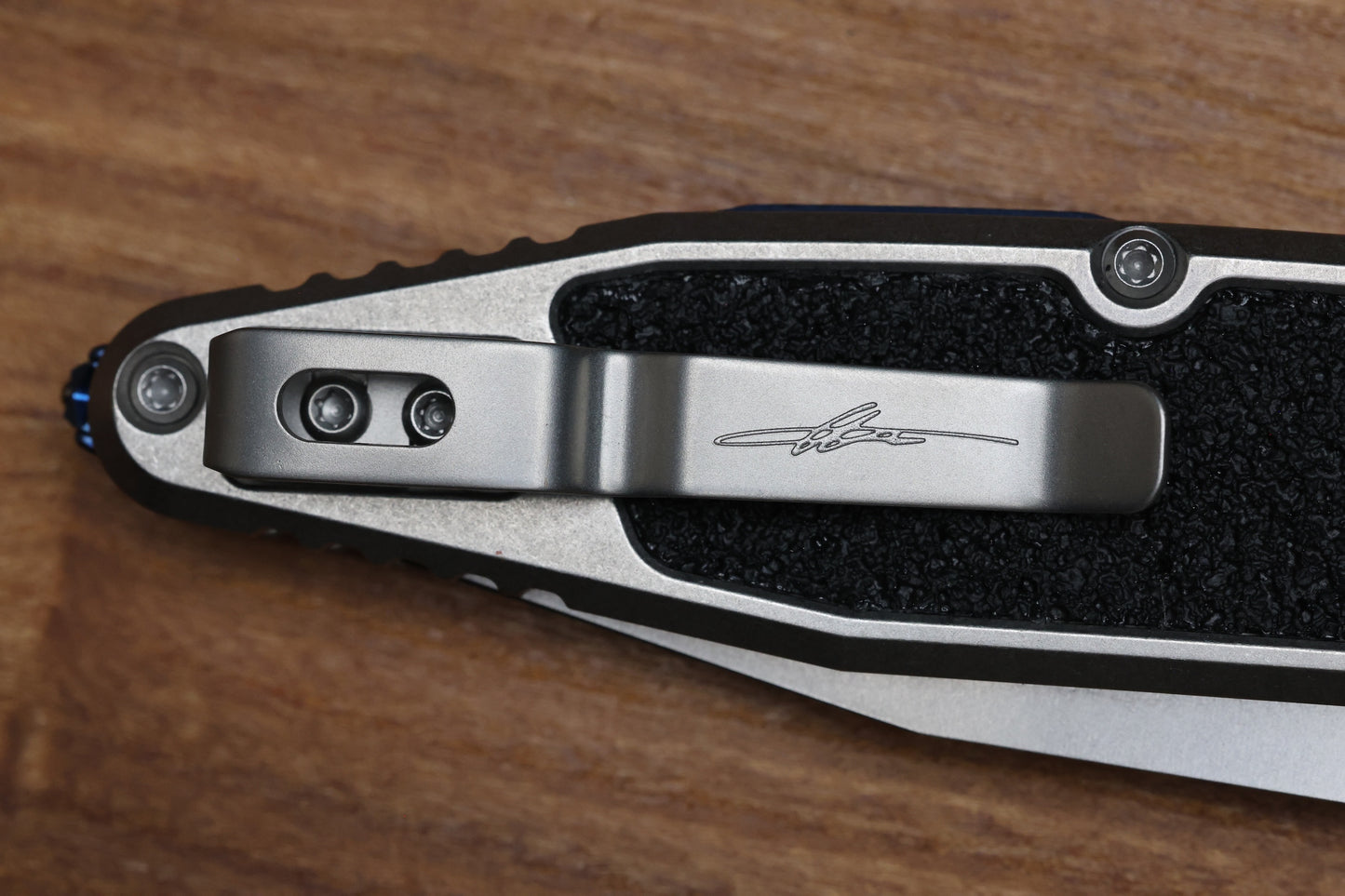 MICROTECH MARFIONE SELECT SOCOM RAM-LOK SPEAR POINT STONEWASH TITANIUM TEXTURED INLAY W/ BLUE TI ACCENT 160RL-10SMS3