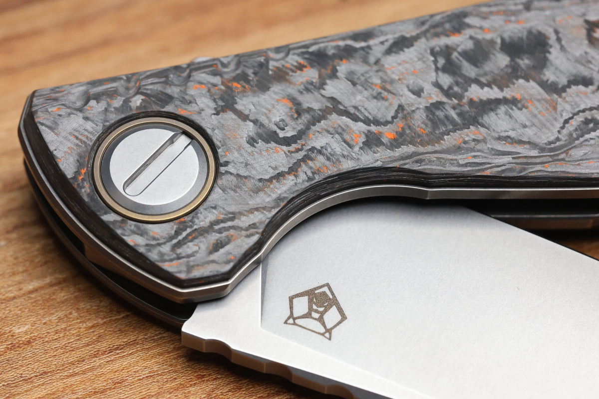 SHIROGOROV F3 - HALLOWEEN SPECIAL EDITION - M390 BLADE - HALLOWEEN TECHNOCARBO HANDLE - MRBS