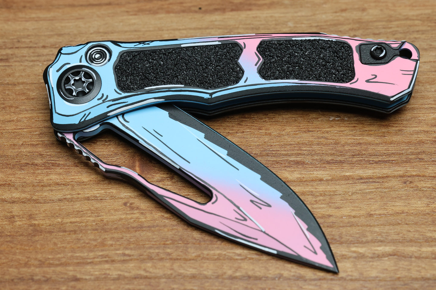 HERETIC KNIVES WRAITH V4 MANUAL COTTON CANDY CEL SHADE W/ MAGNACUT H001-CS-CC