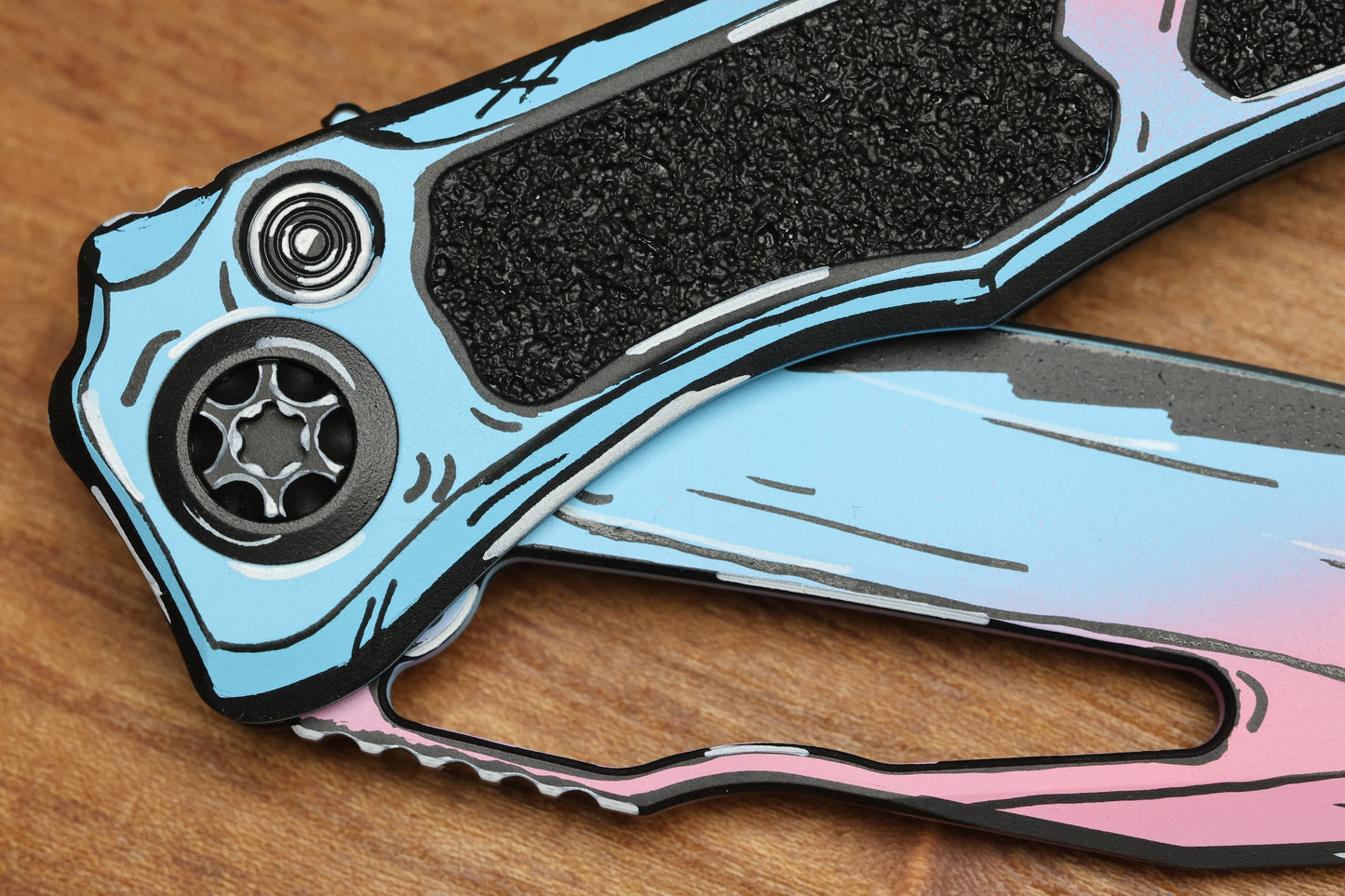 HERETIC KNIVES WRAITH V4 MANUAL COTTON CANDY CEL SHADE W/ MAGNACUT H001-CS-CC