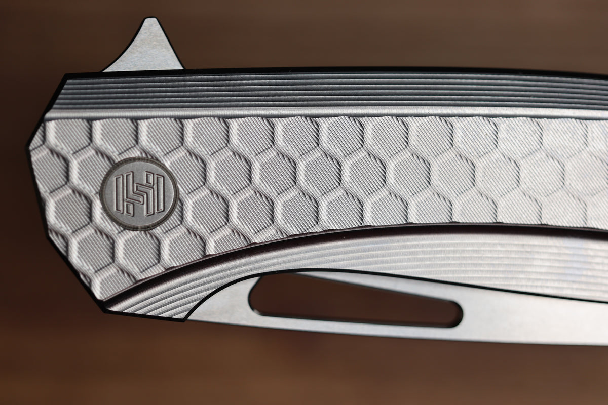 HOG HOUSE KNIVES VELI - TITANIUM HANDLE W/ HONEYCOMB FADE MILLING - RWL-34 BLADE