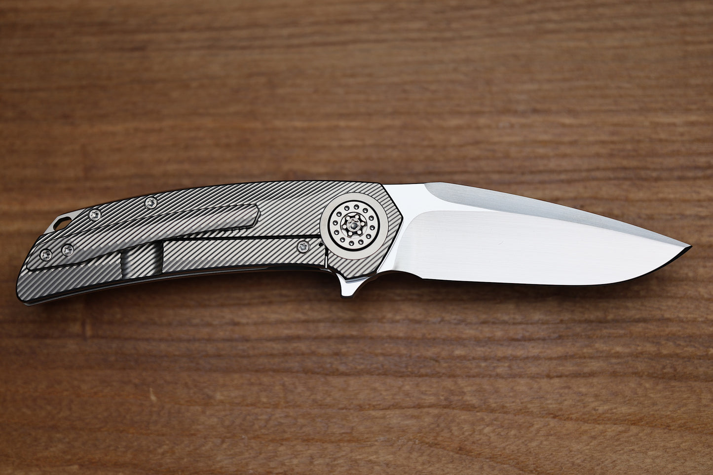 SKIFF MADE BLADES FUGITIVE MILLED TITANIUM SCALES TITANIUM HARDWARE SATIN CPM154 BLADE #229