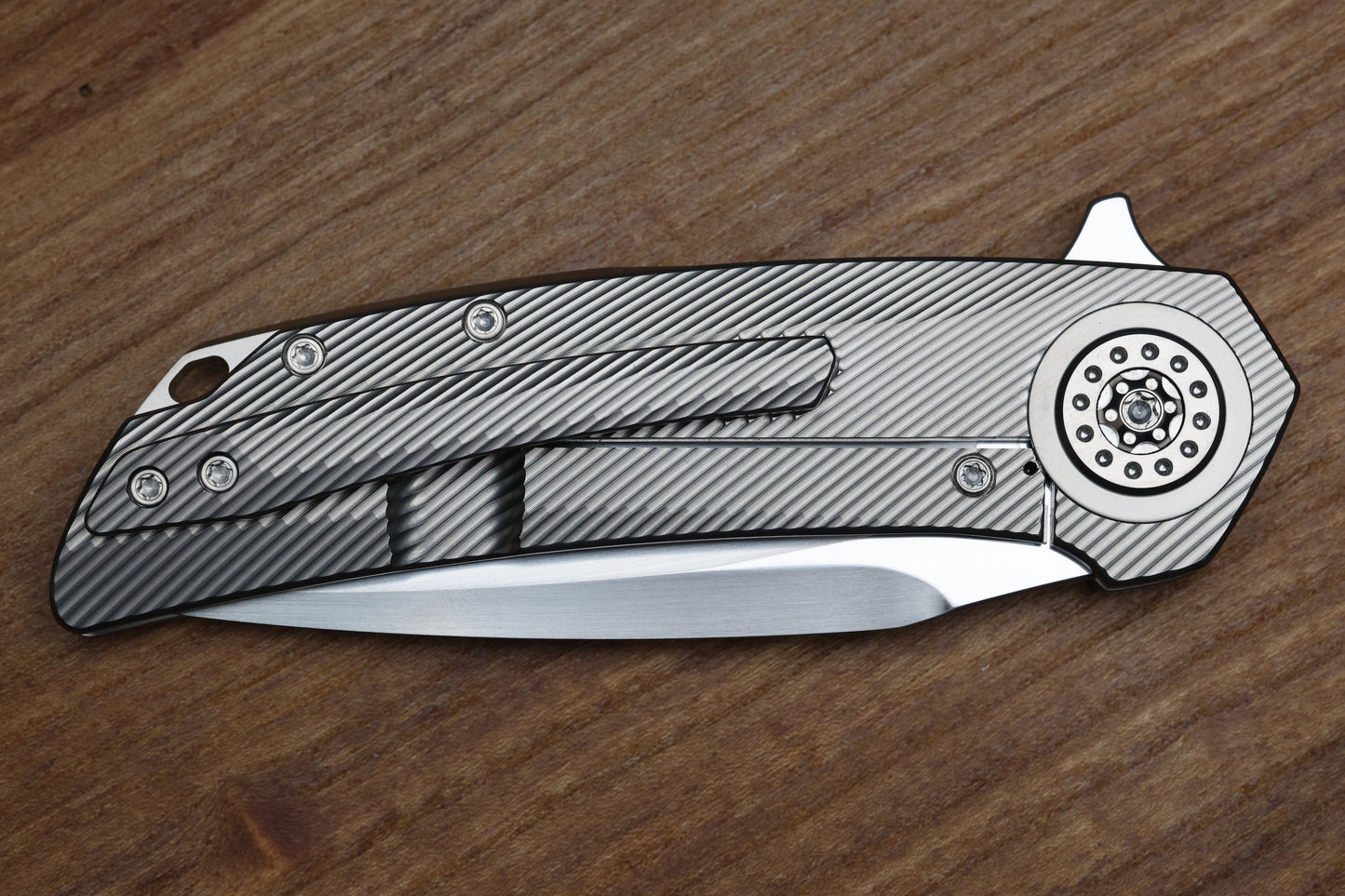 SKIFF MADE BLADES FUGITIVE MILLED TITANIUM SCALES TITANIUM HARDWARE SATIN CPM154 BLADE #229