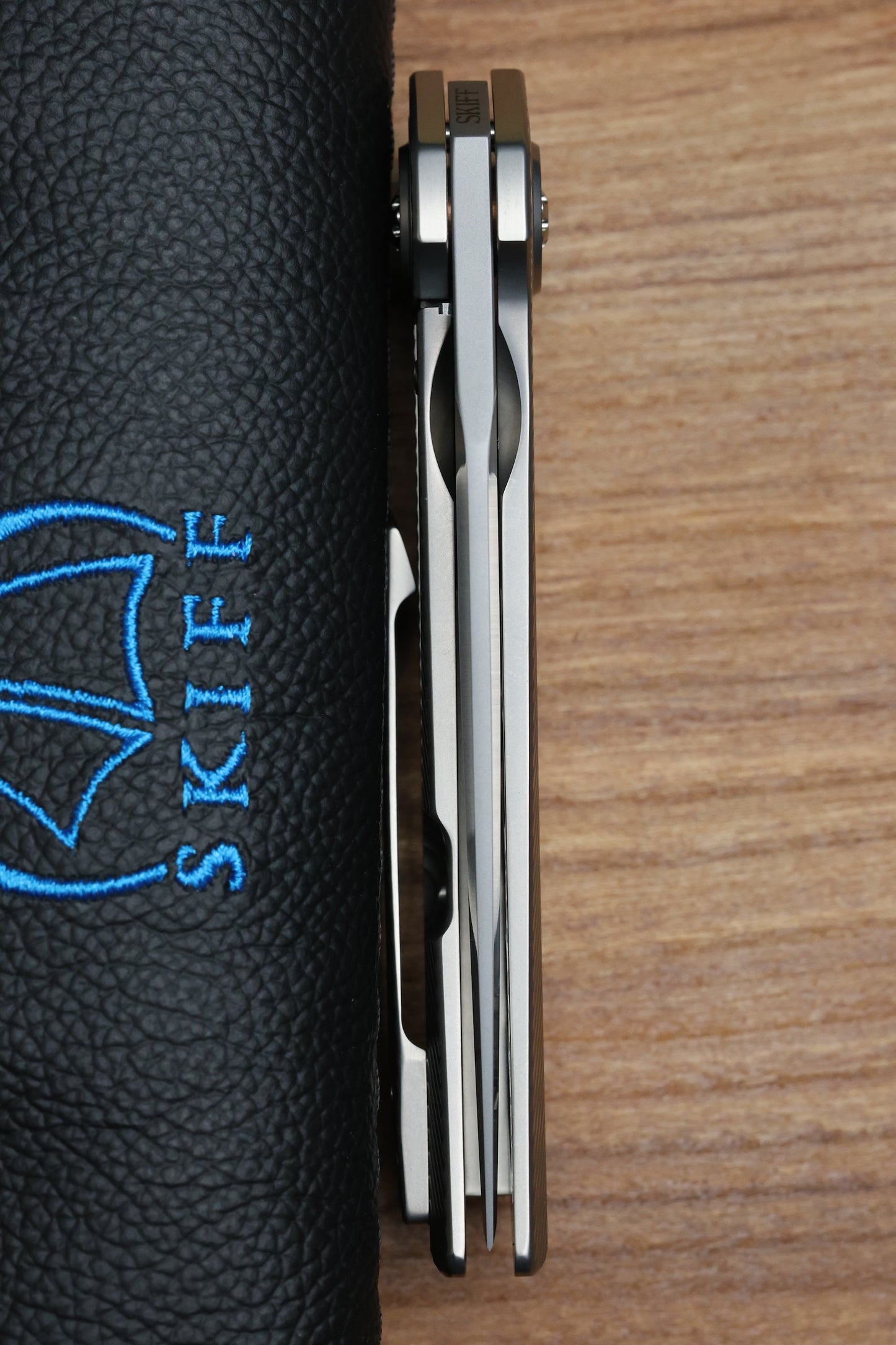 SKIFF MADE BLADES FUGITIVE MILLED TITANIUM SCALES TITANIUM HARDWARE SATIN CPM154 BLADE #229