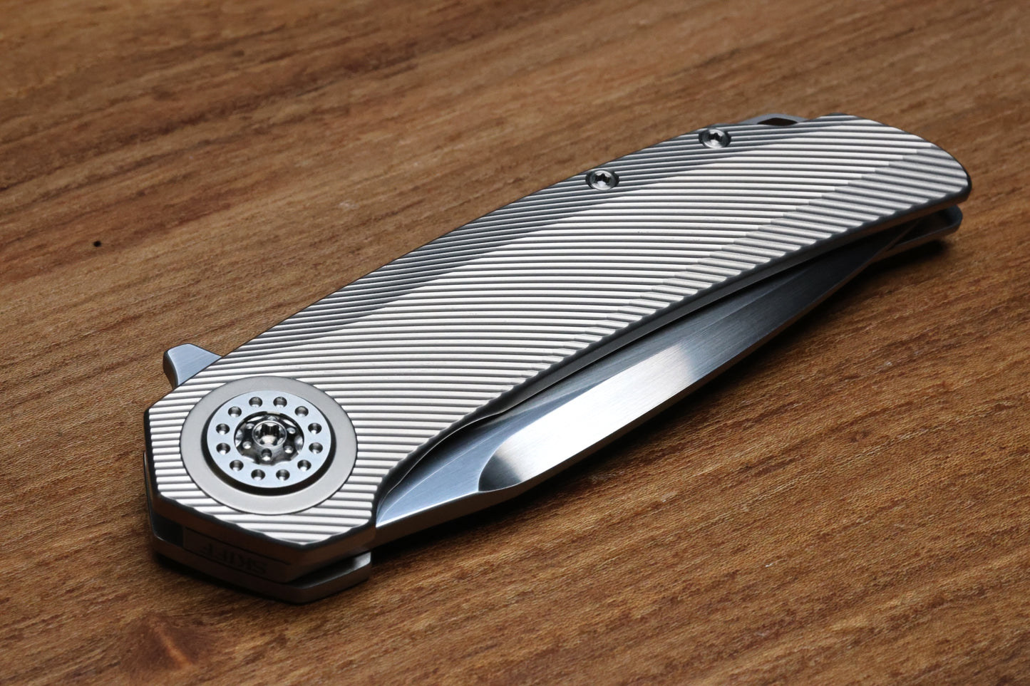 SKIFF MADE BLADES FUGITIVE MILLED TITANIUM SCALES TITANIUM HARDWARE SATIN CPM154 BLADE #229