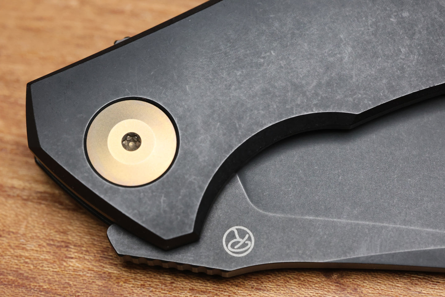 RECONNAISSANCE ADZIN FLIPPER – PVD M390 BLADE – PVD TITANIUM HANDLE W/ BRONZE ACCENTS