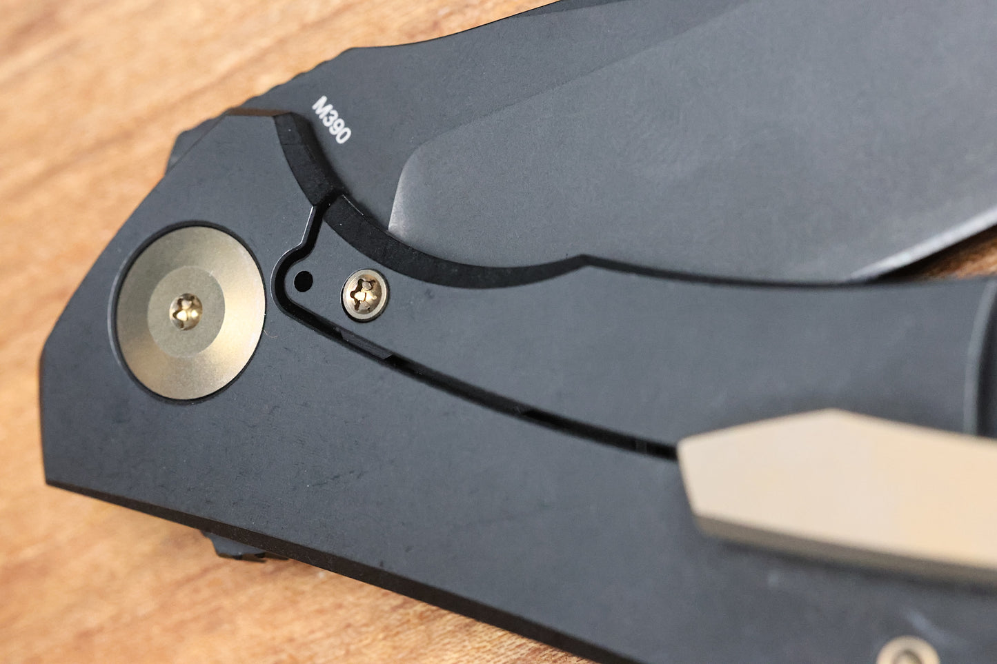 RECONNAISSANCE ADZIN FLIPPER – PVD M390 BLADE – PVD TITANIUM HANDLE W/ BRONZE ACCENTS