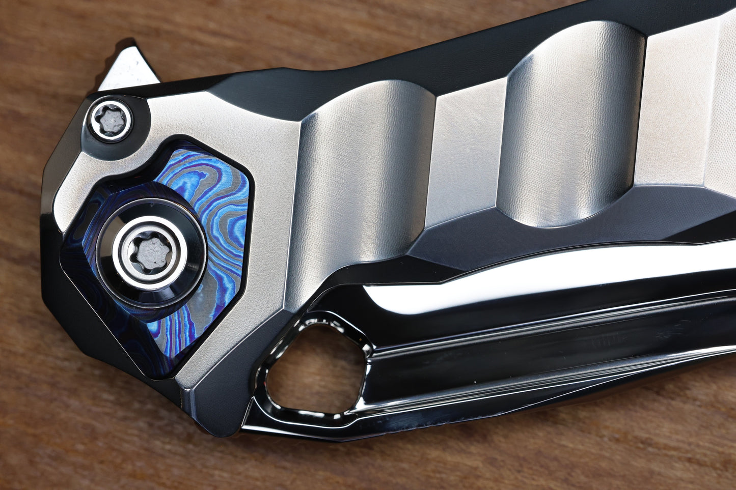 CUSTOM KNIFE FACTORY & ANTHONY MARFIONE COLLABORATION RATAX W/ POLISHED TITANIUM INTEGRAL HANDLE & MIRROR POLISHED M398