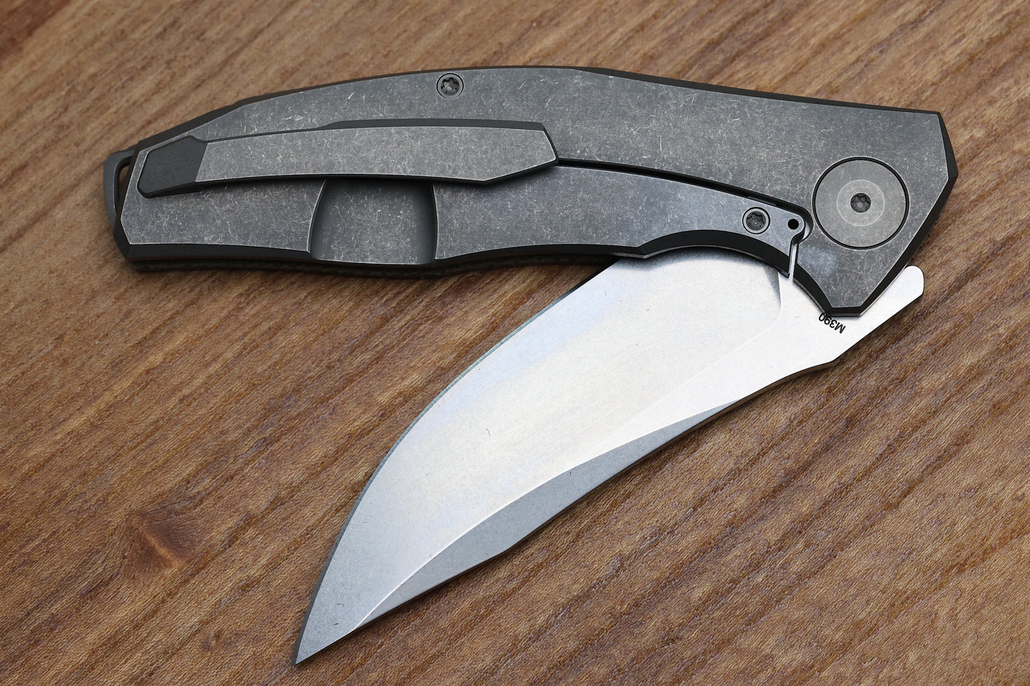 RECONNAISSANCE ADZIN FLIPPER – STONEWASH M390 BLADE – GREEN MICARTA-TITANIUM HANDLE